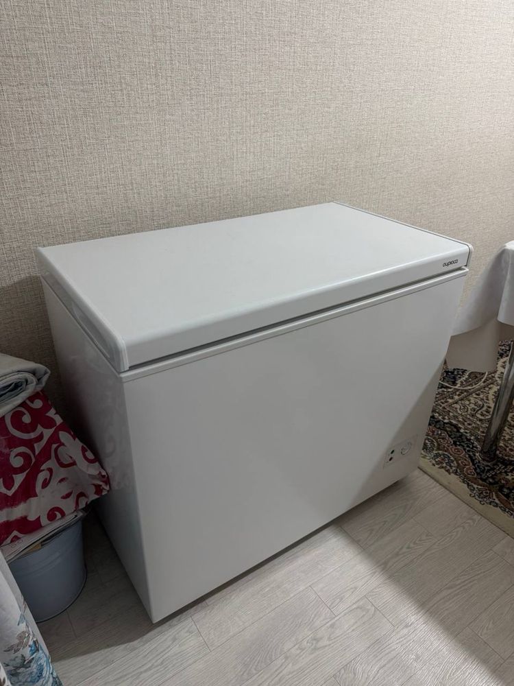 Продаю морозильную камеру