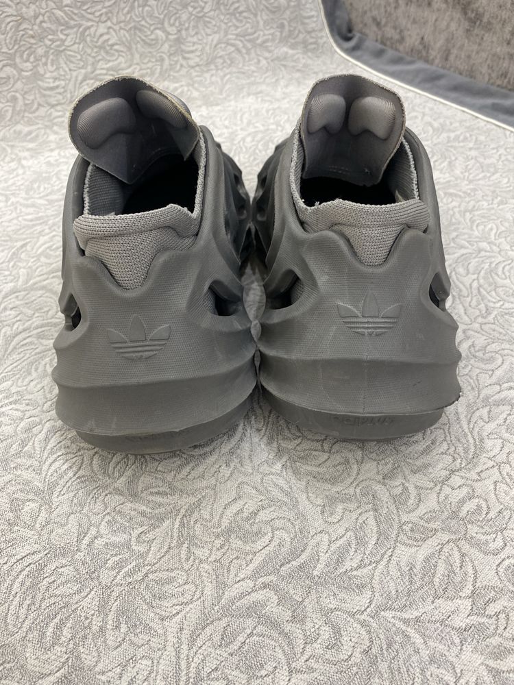Adidas AdiFom Q Grey 40размер