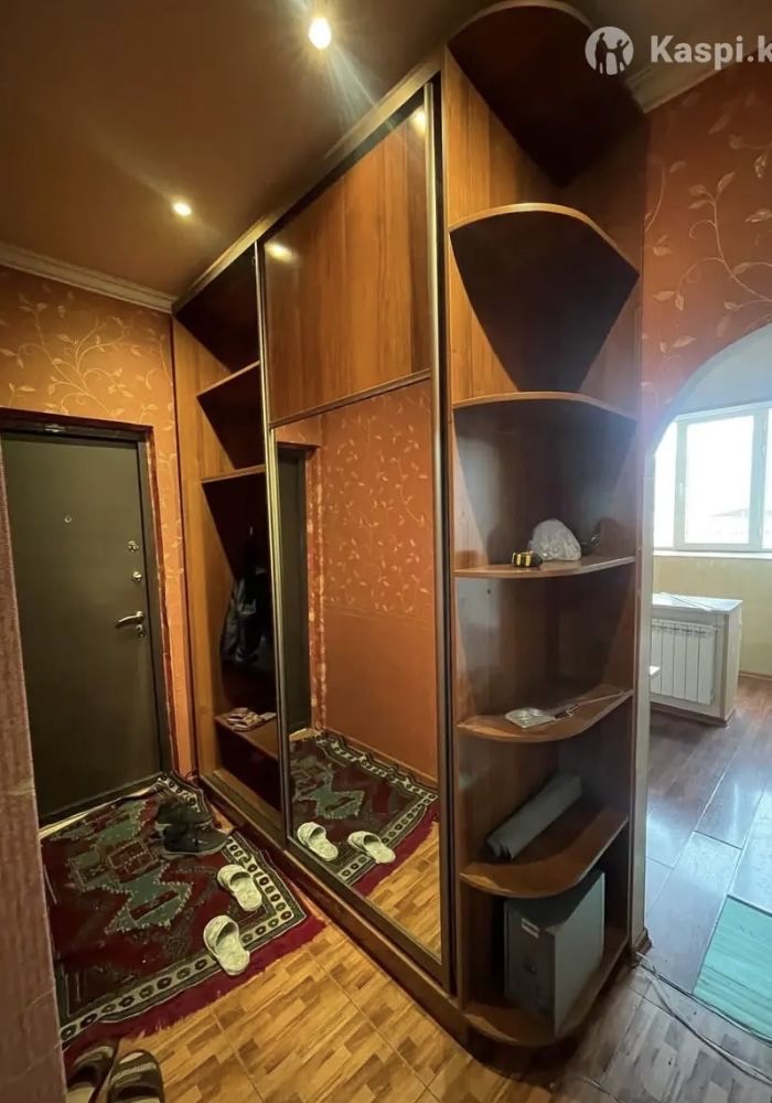 Продам шкаф купе б/у но в хорошем состоянии