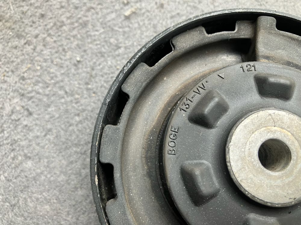 Задние чашки на bmw e39