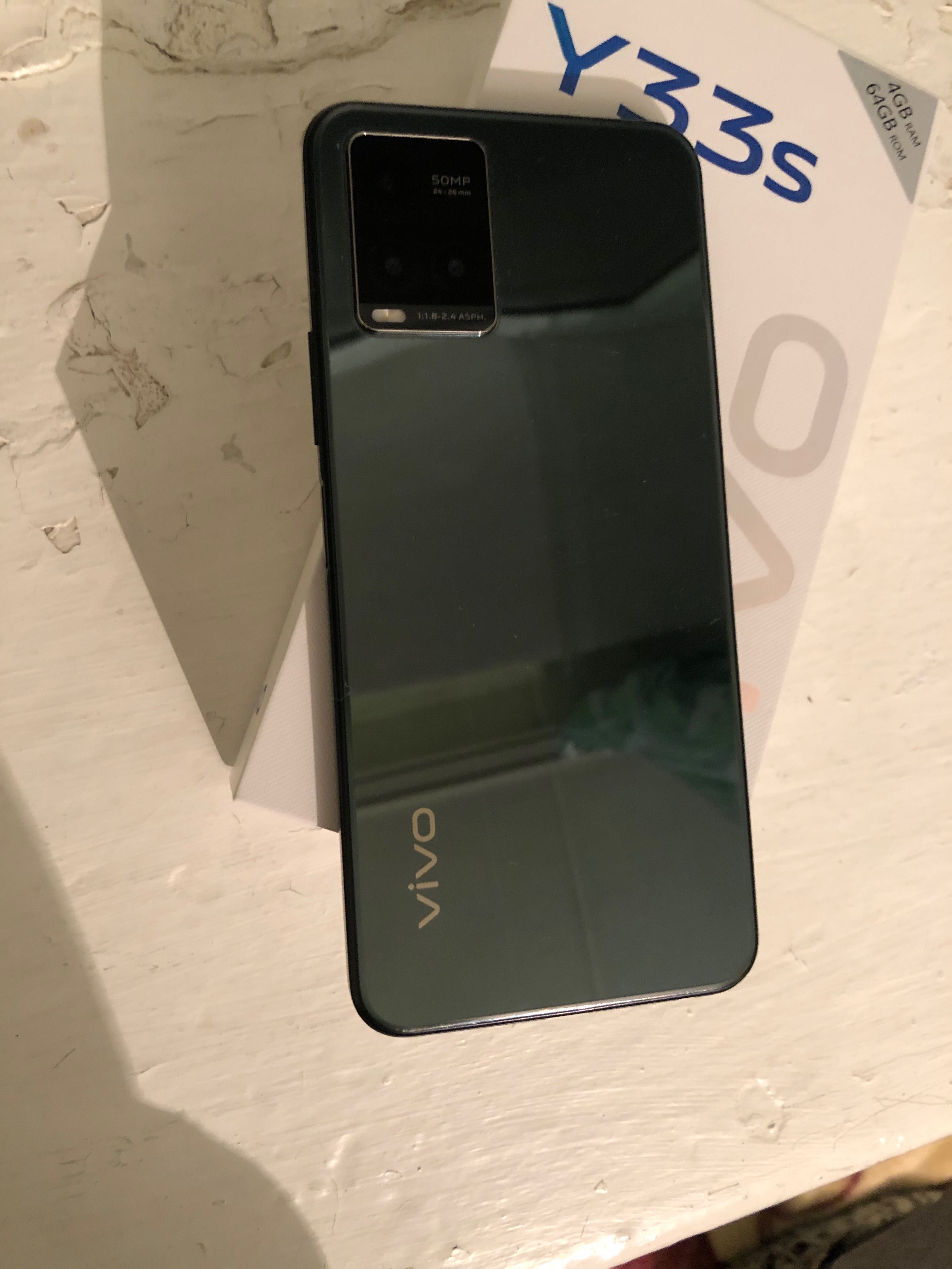 Vivi Y33S с гарантией