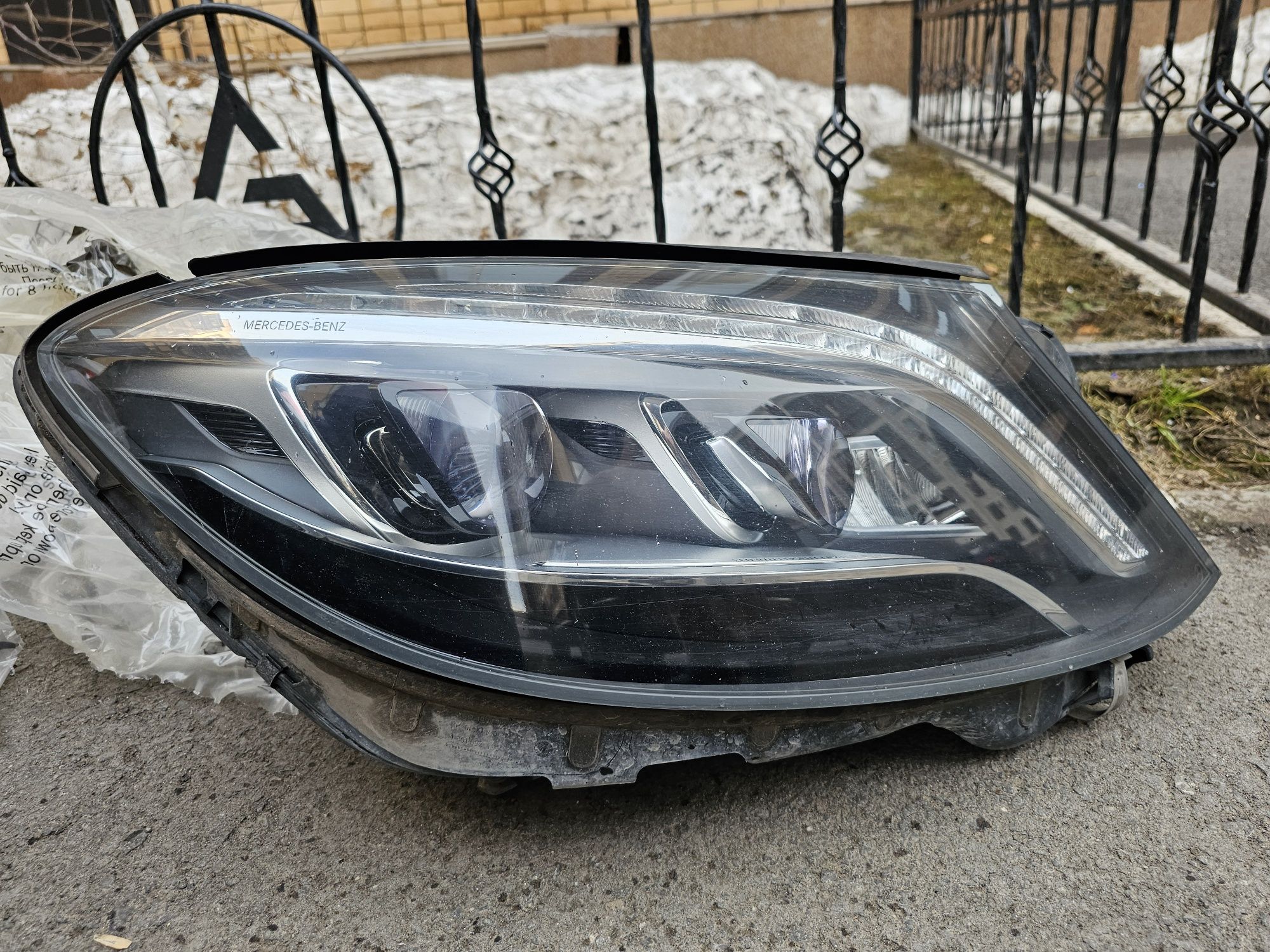 Продам фары на мерседес s class w222