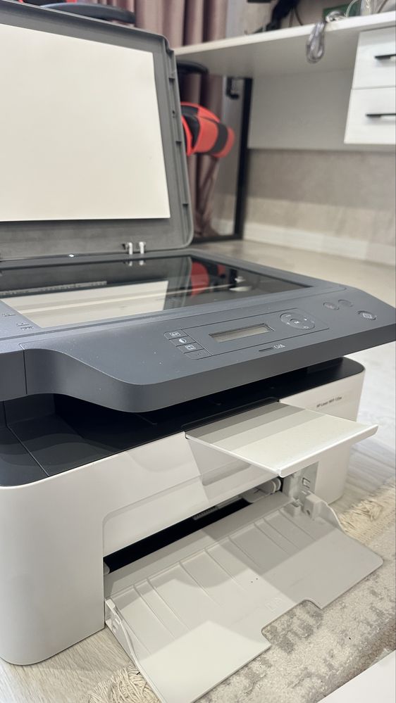 Принтер 3 в , hp mft 135 w
