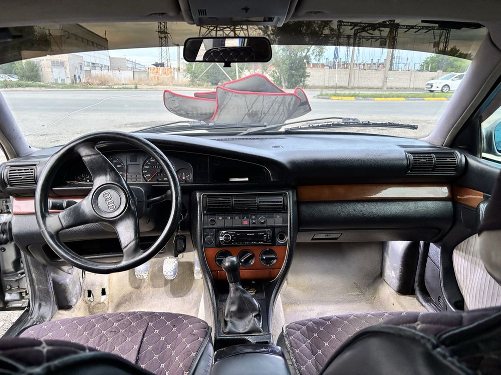 Ауди 100 С4 1992г матор стоит 2,8 по документам 2,0