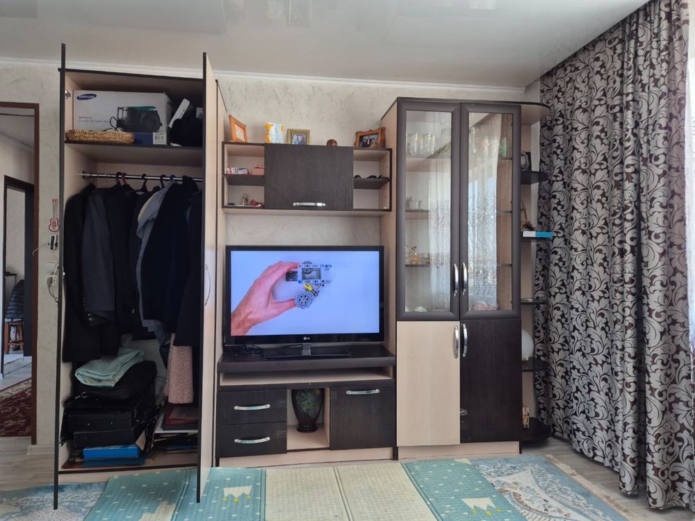 Горка мебель  в зал.