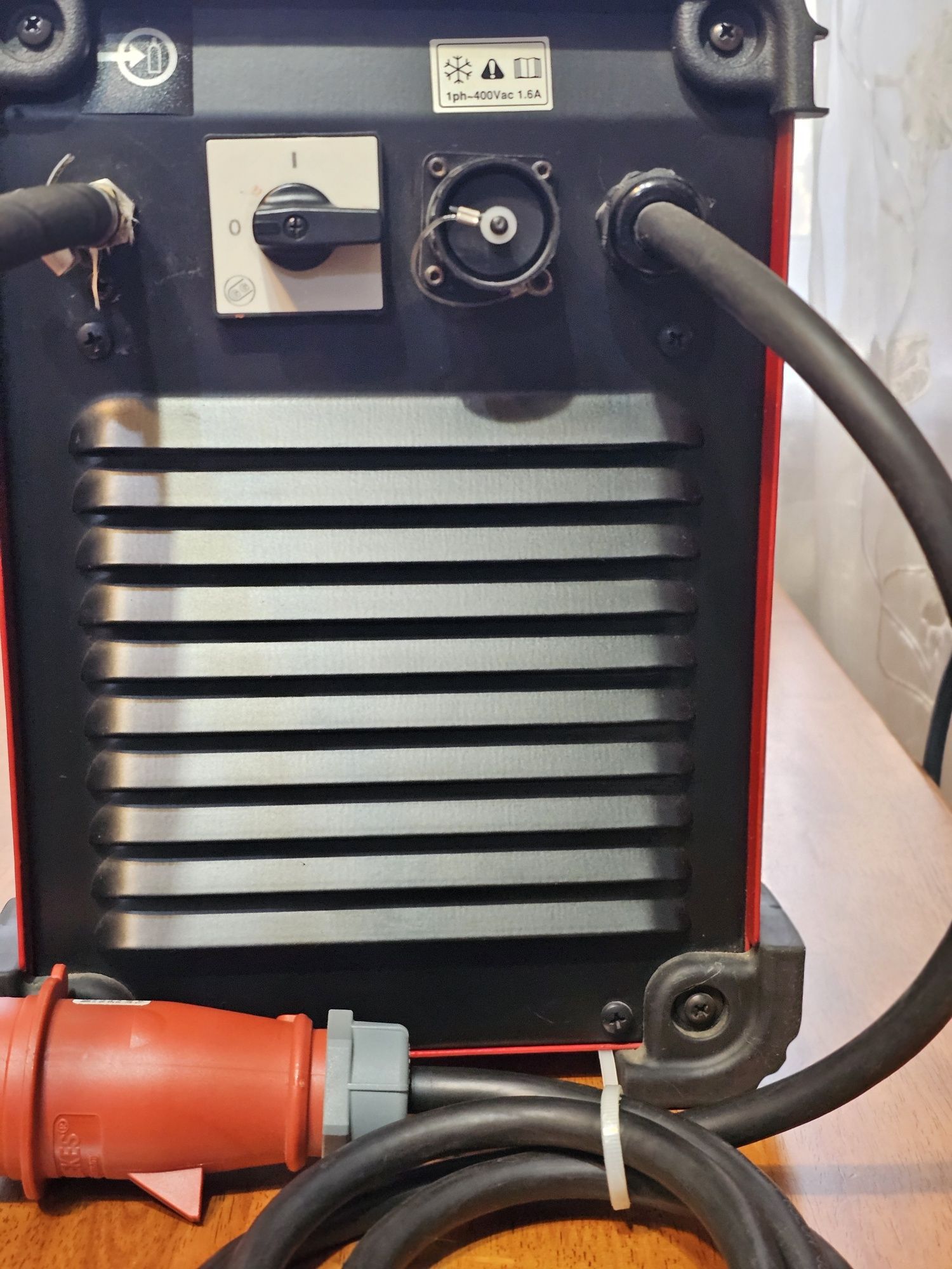 Сварочный аппарат  Lincoln Electric 300 tpx
