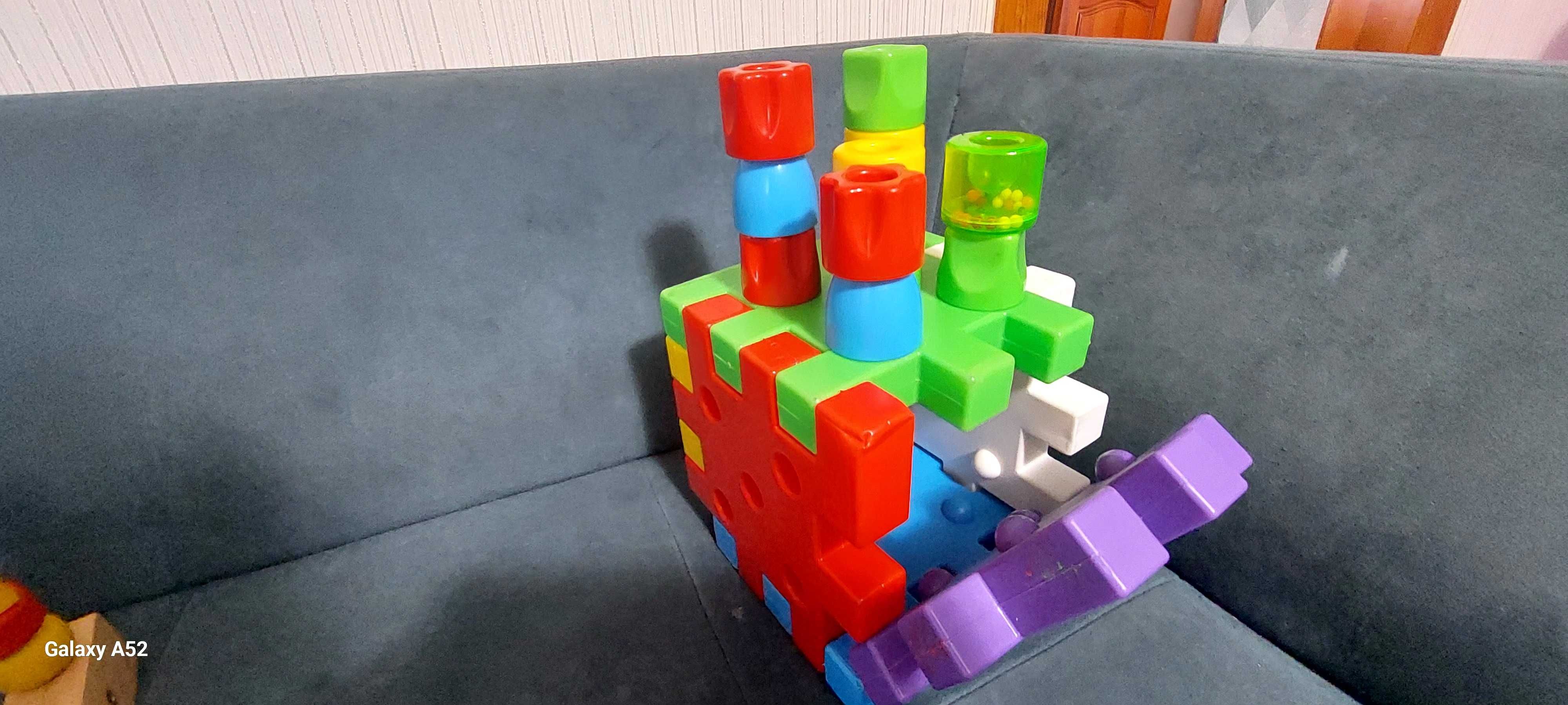 Продам развивающие игрушки