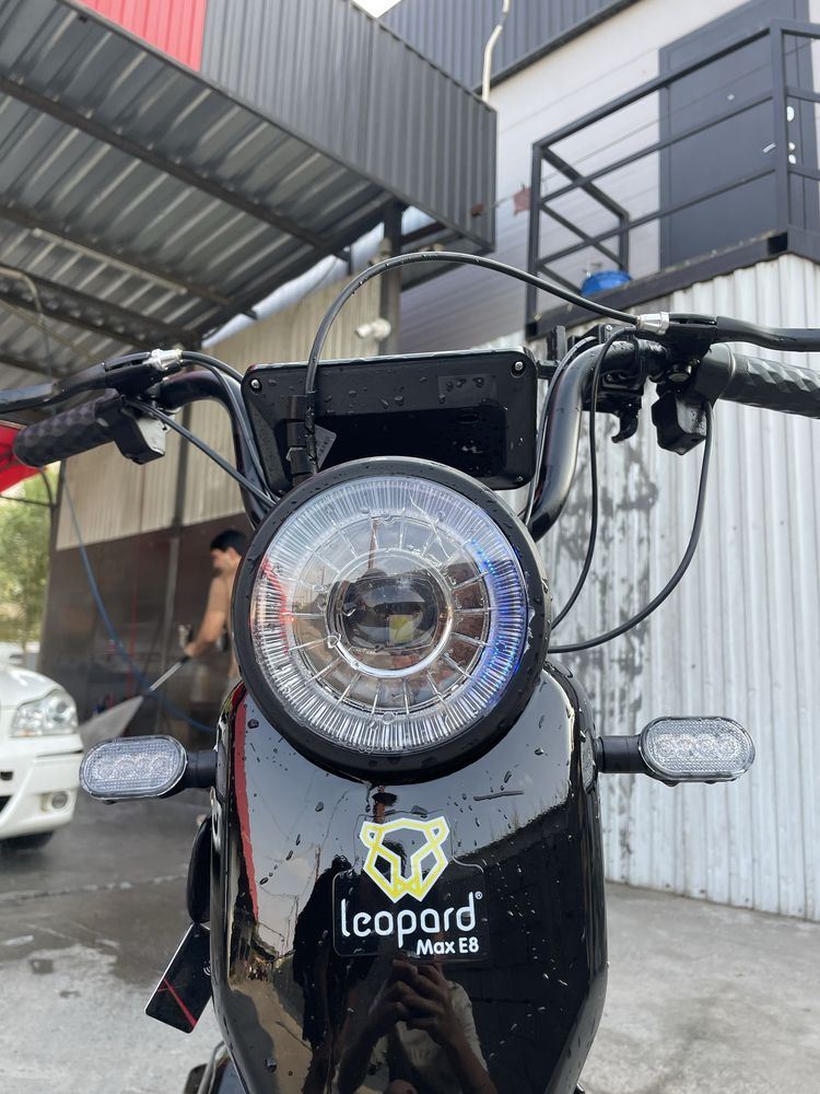 Leopard max E8.