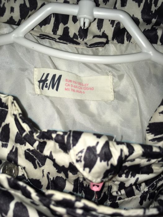 Стильная куртка ветровка. Германия H&M