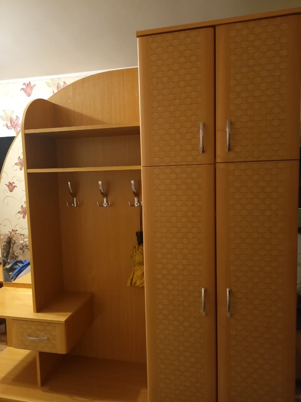 Продам мебель для прихожей
