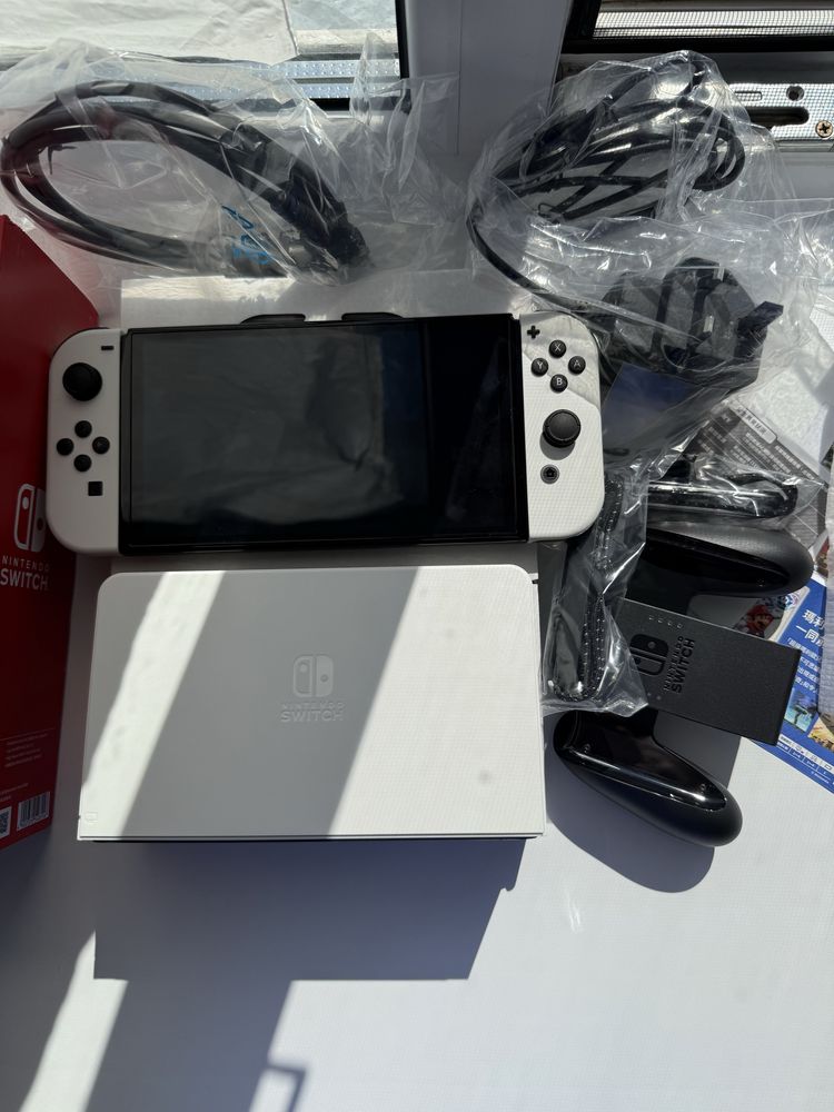 Nintendo Switch Oled новый