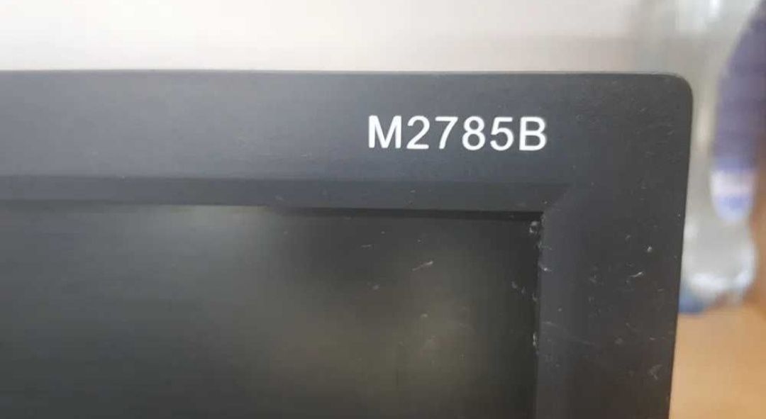 Монитор большой 27" LED VGA ультра тонкий (манитор видеонаблюдение)