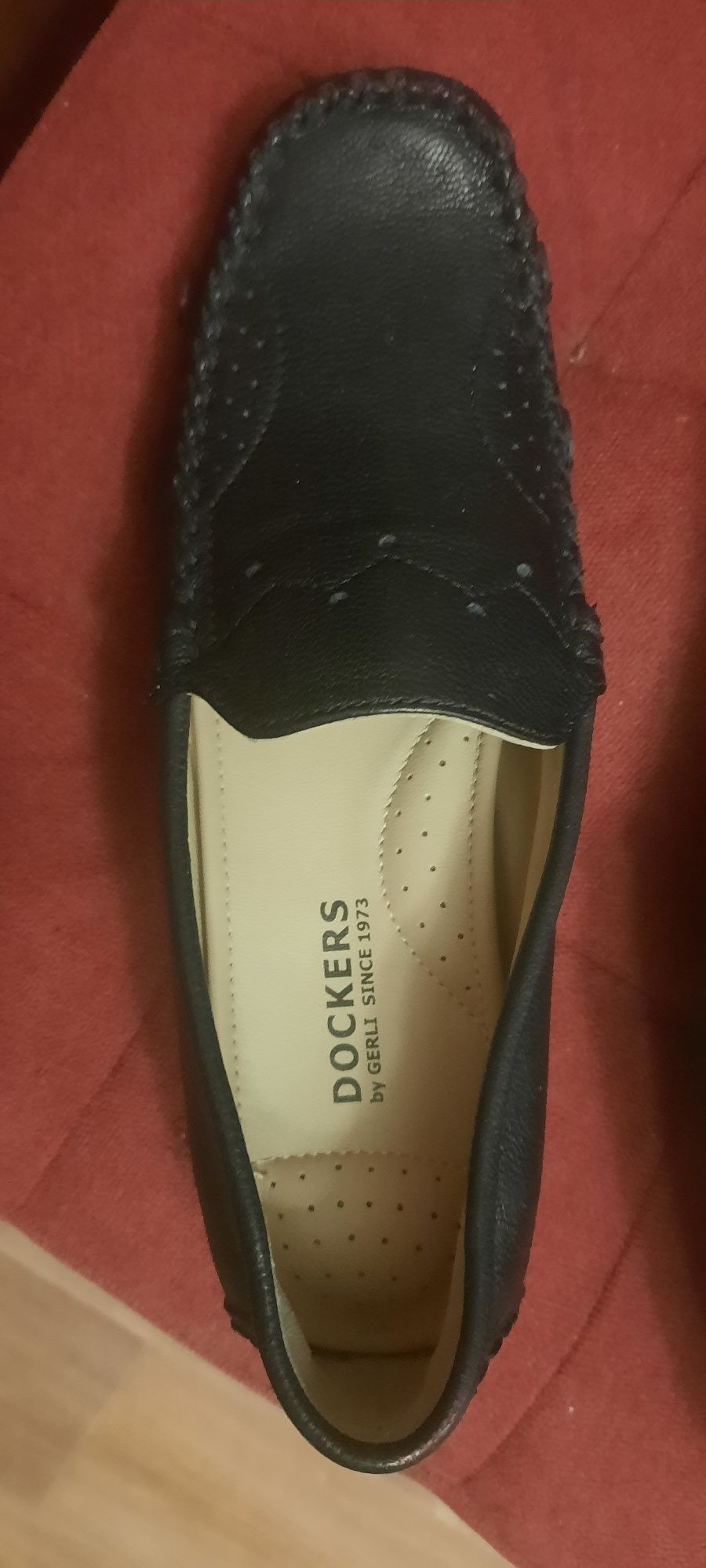 Женские черные туфли dockers