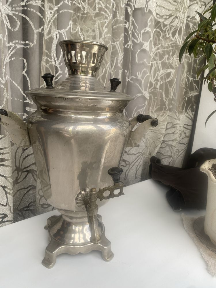 Продам самовар 4л