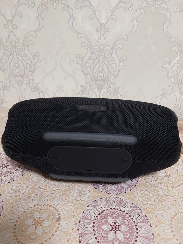 Колонка JBL xtreem 4