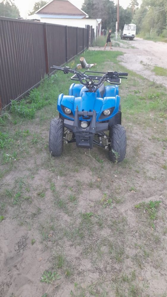 продам квадроцикл