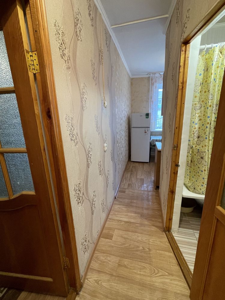 1 ком в центре по Азаттык