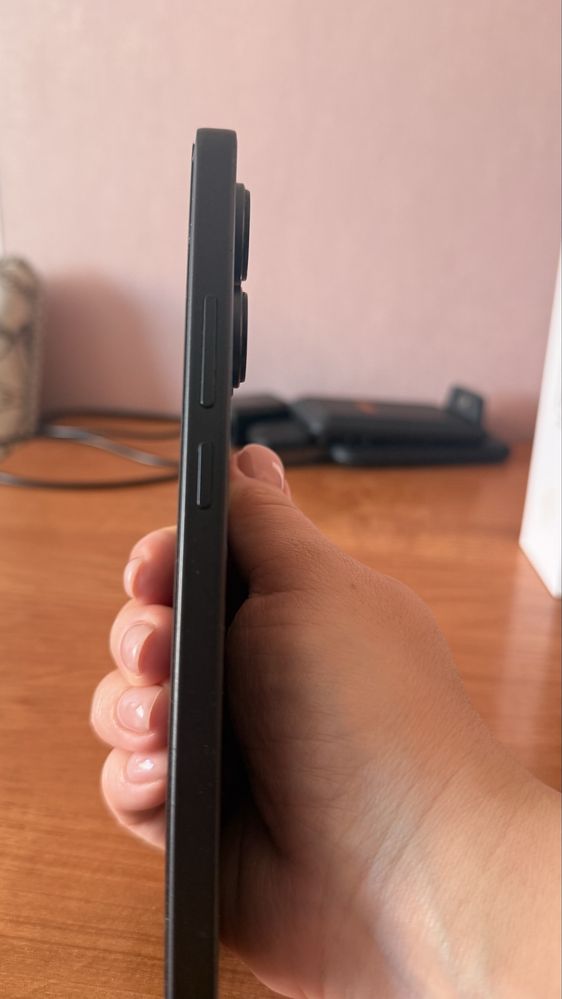 Продам Redmi Note 13