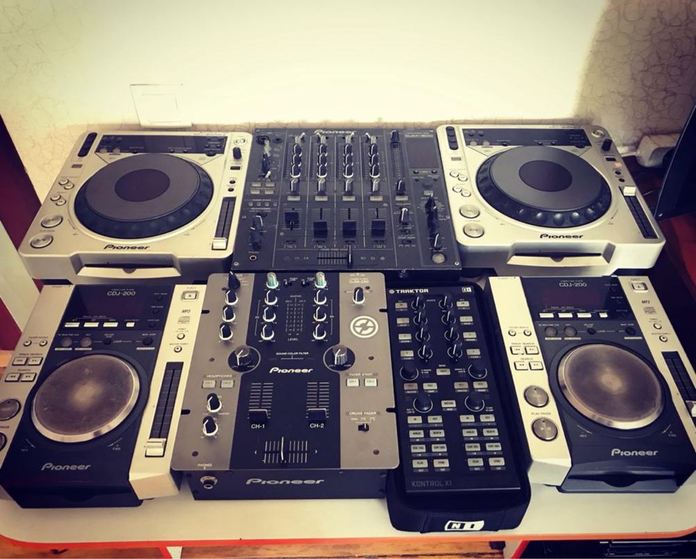 Dj контроллер Traktor x1 + Audio 8