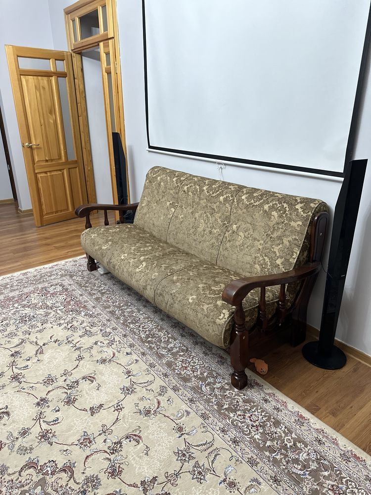 Продам диван антиквариат