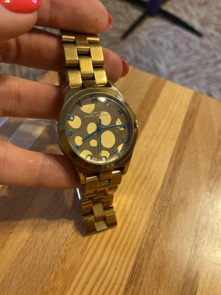 Часы Marc Jacobs