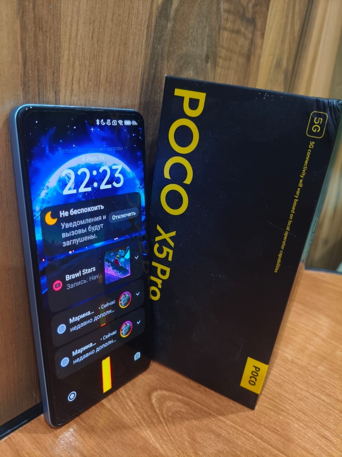 Продам смартфон Poco X5 Pro 5g 8 256gb