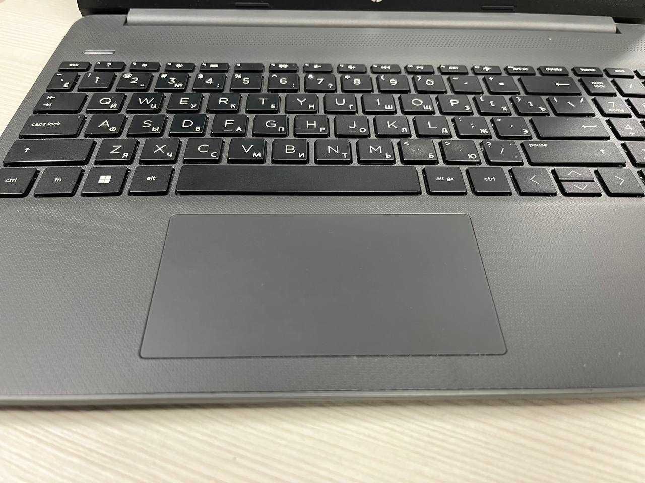 HP 15S Celeron/Озу 8/SSd 256/FullHD/В идеале