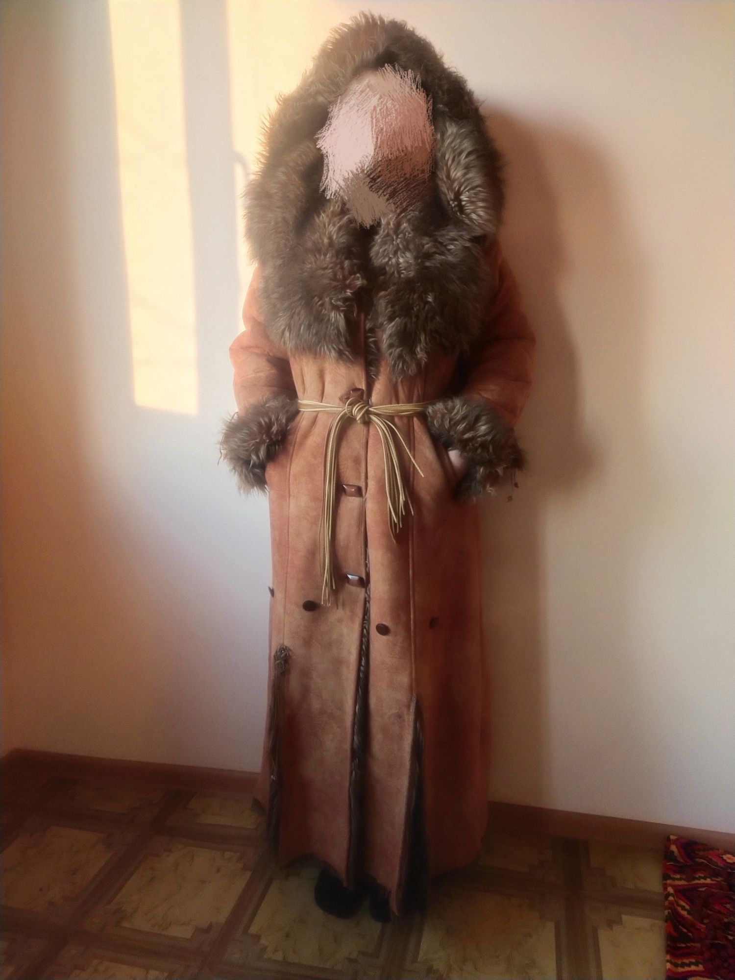 Продам тулуп женский