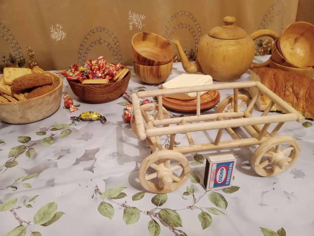 Продам хлебницу  не дорого