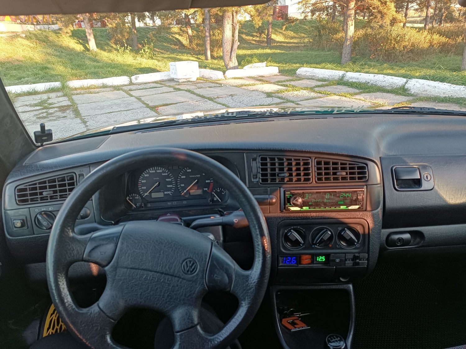 Продам Volkswagen Golf 3