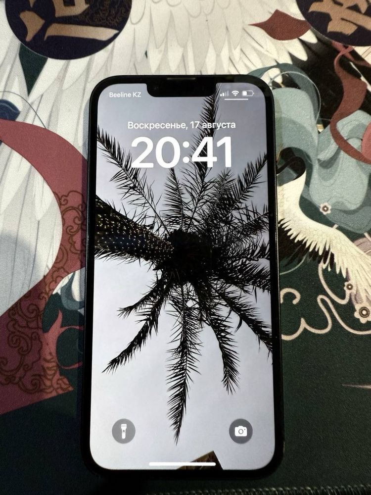 iphone 13 и новый 13, запечатанный