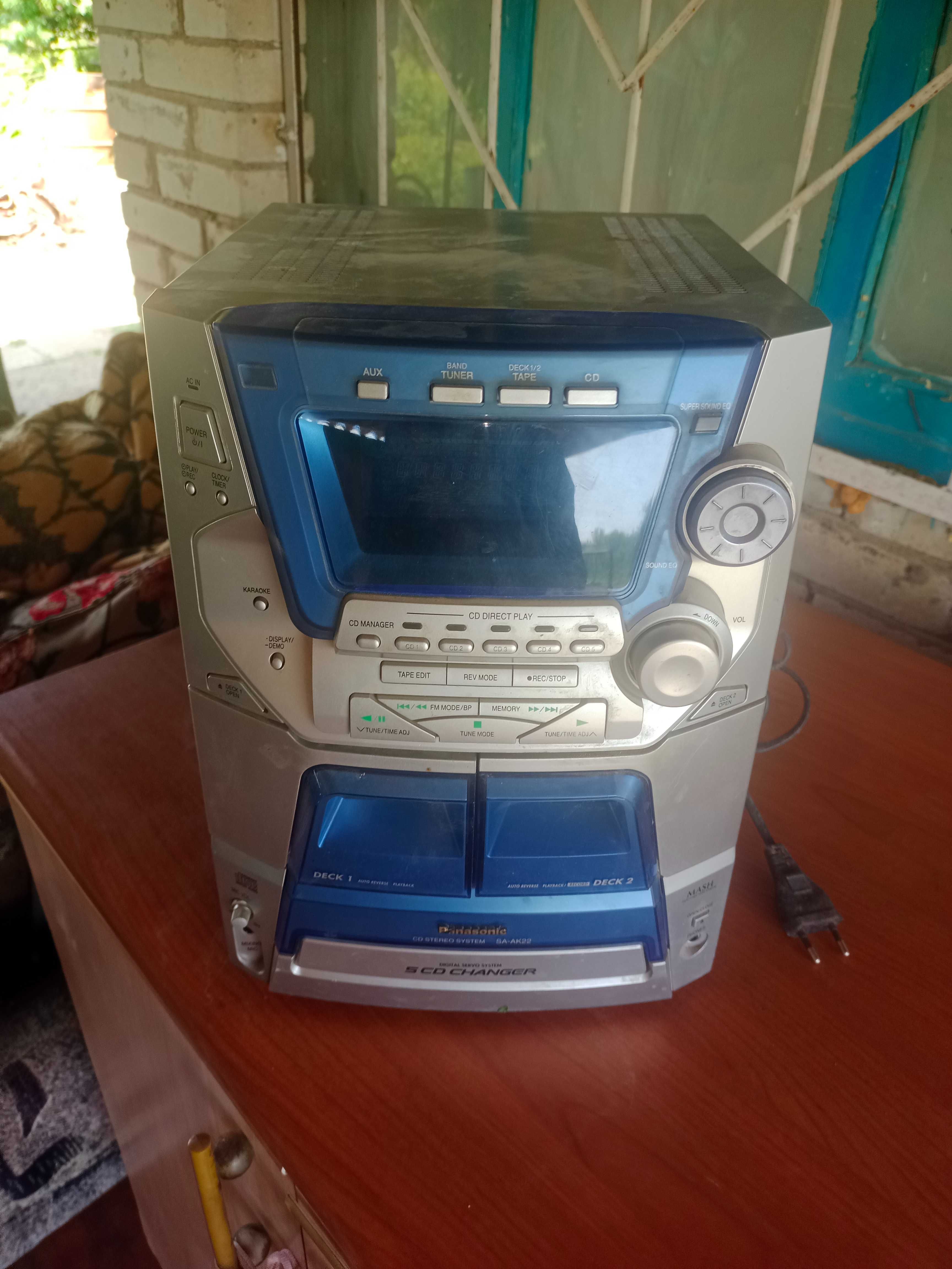 Продам музыкальный центр Panasonik (без колонок)