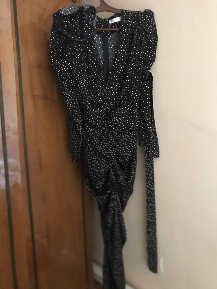 Продам вечерние платья