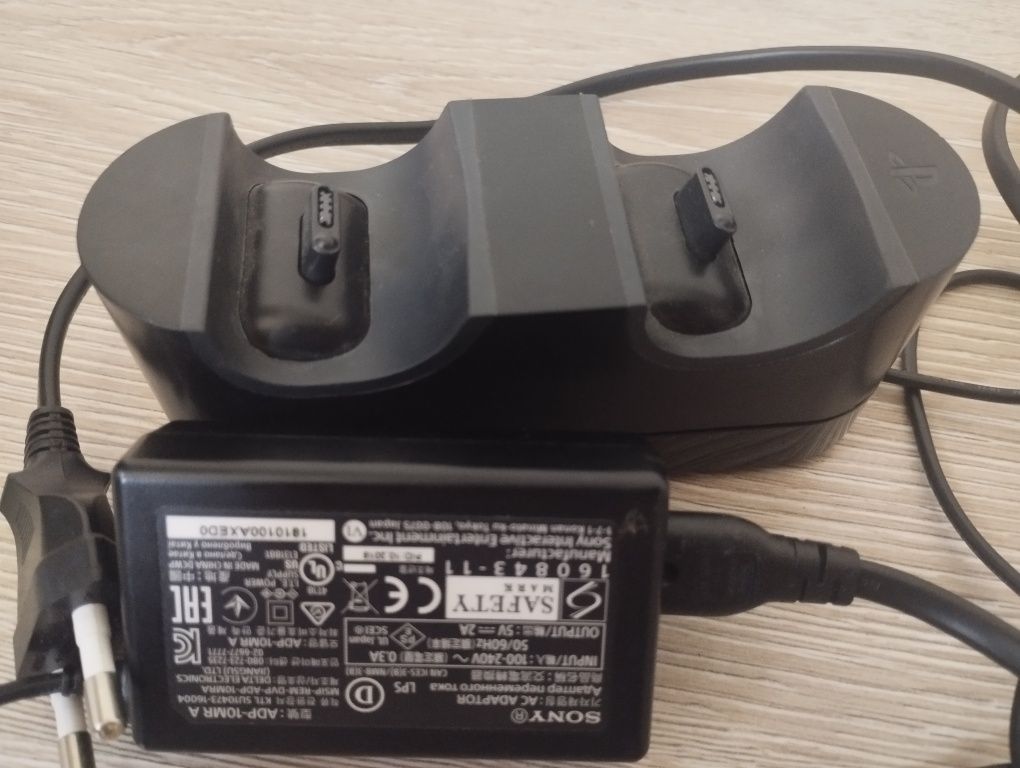 Зарядное устройство для джойстик PS 4