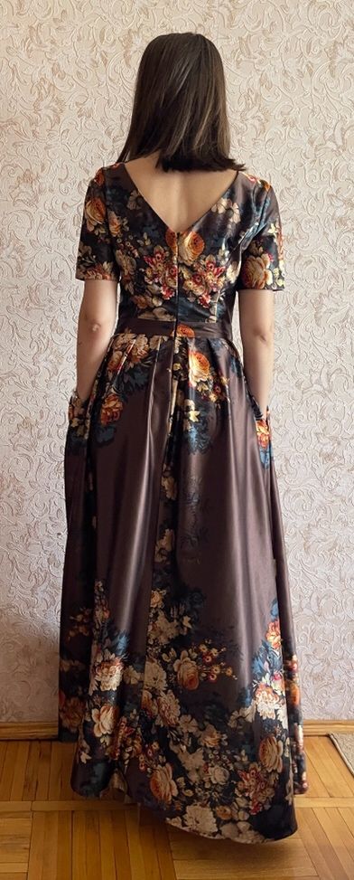 Платье вечернее нарядное