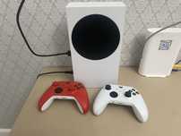 Xbox series s с 2 джойстиками