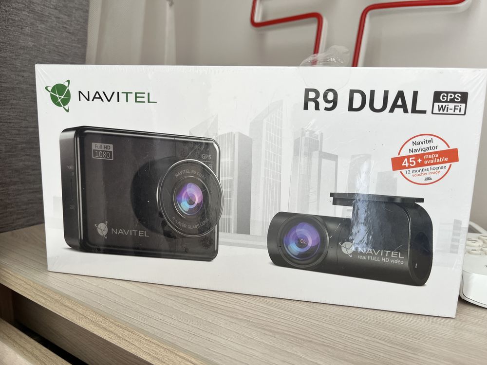 Видеорегистратор NAVITEL R9 DUAL