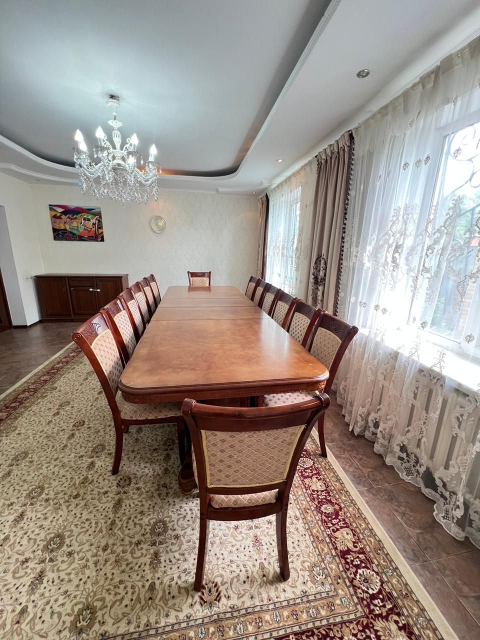 Продам деревянный стол и стулья вместе,.