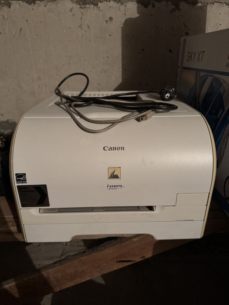 Принтер цветной Canon i-sensys LBP5050