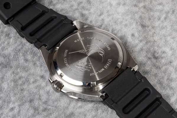 Стильные мужские дайверские часы Casio с календарем, НОВЫЕ В УПАКОВКЕ