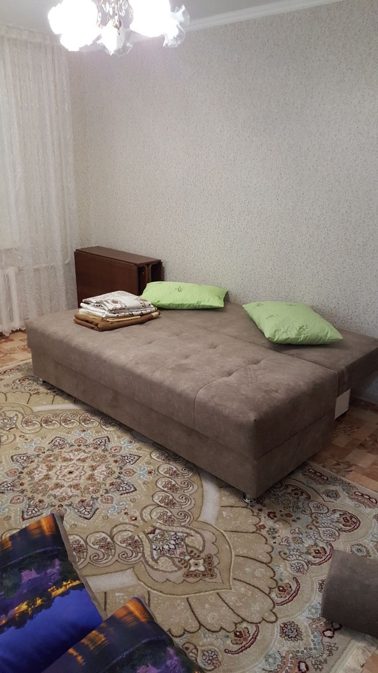 Сдам 1 ком. квартиру,проспект Н.Назарбаева 42,посуточно