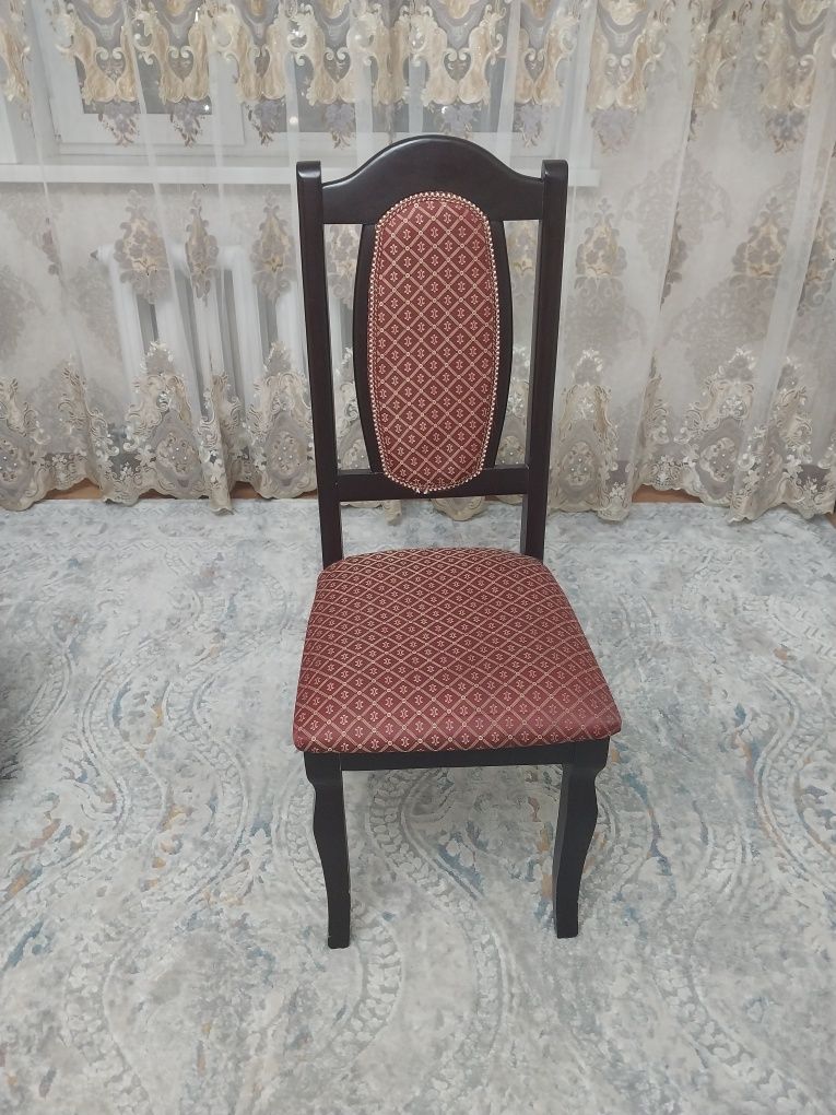 8 Стуля в хорошем качестве