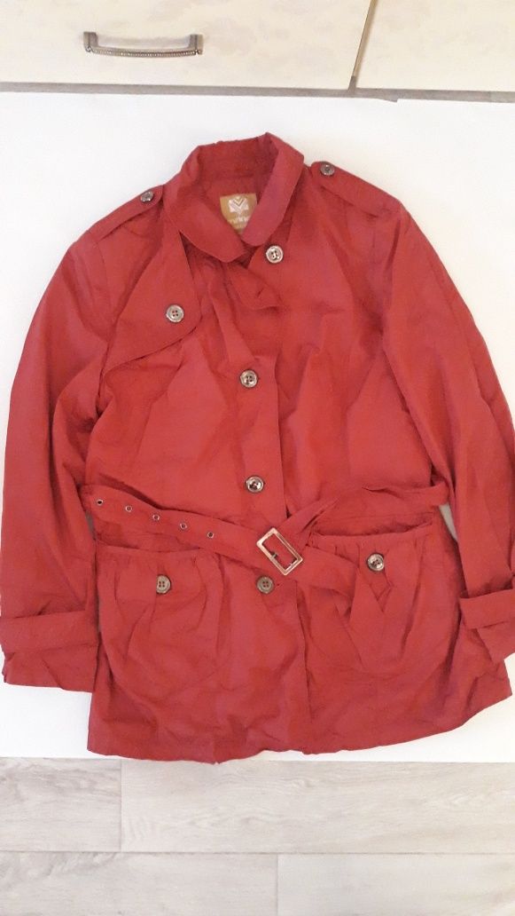 Женская куртка. Размер XXXL - 54. В очень хорошем состоянии. За 4000-т