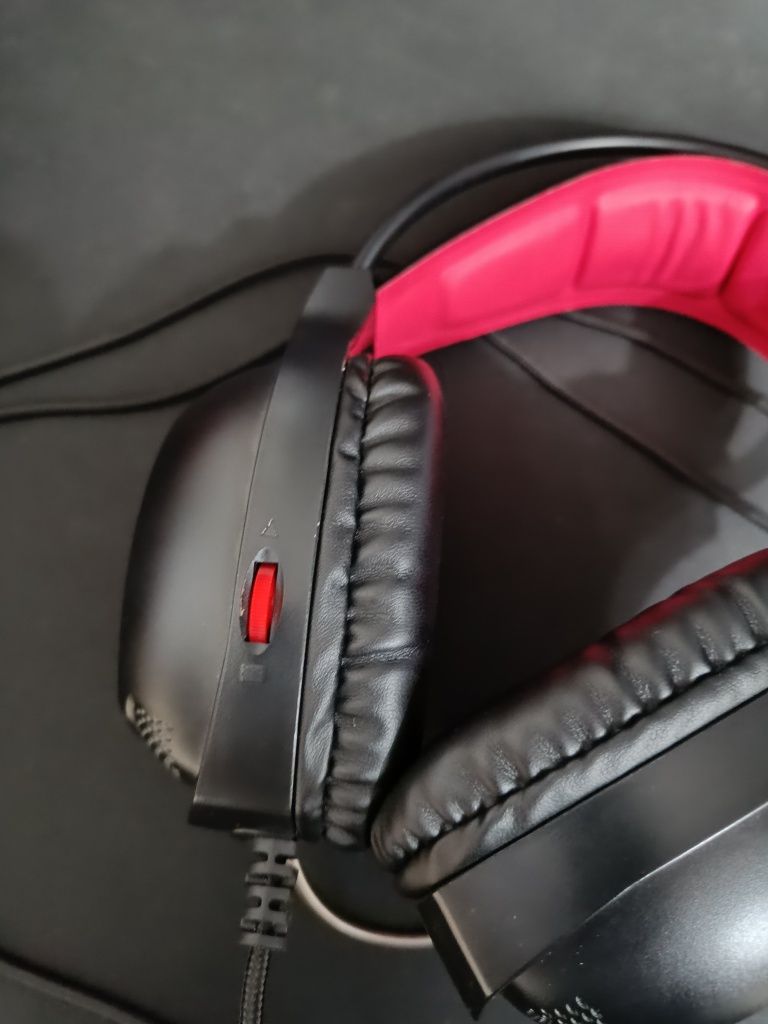 Продам наушники игровые DEXP BLACK SPIDER H-417