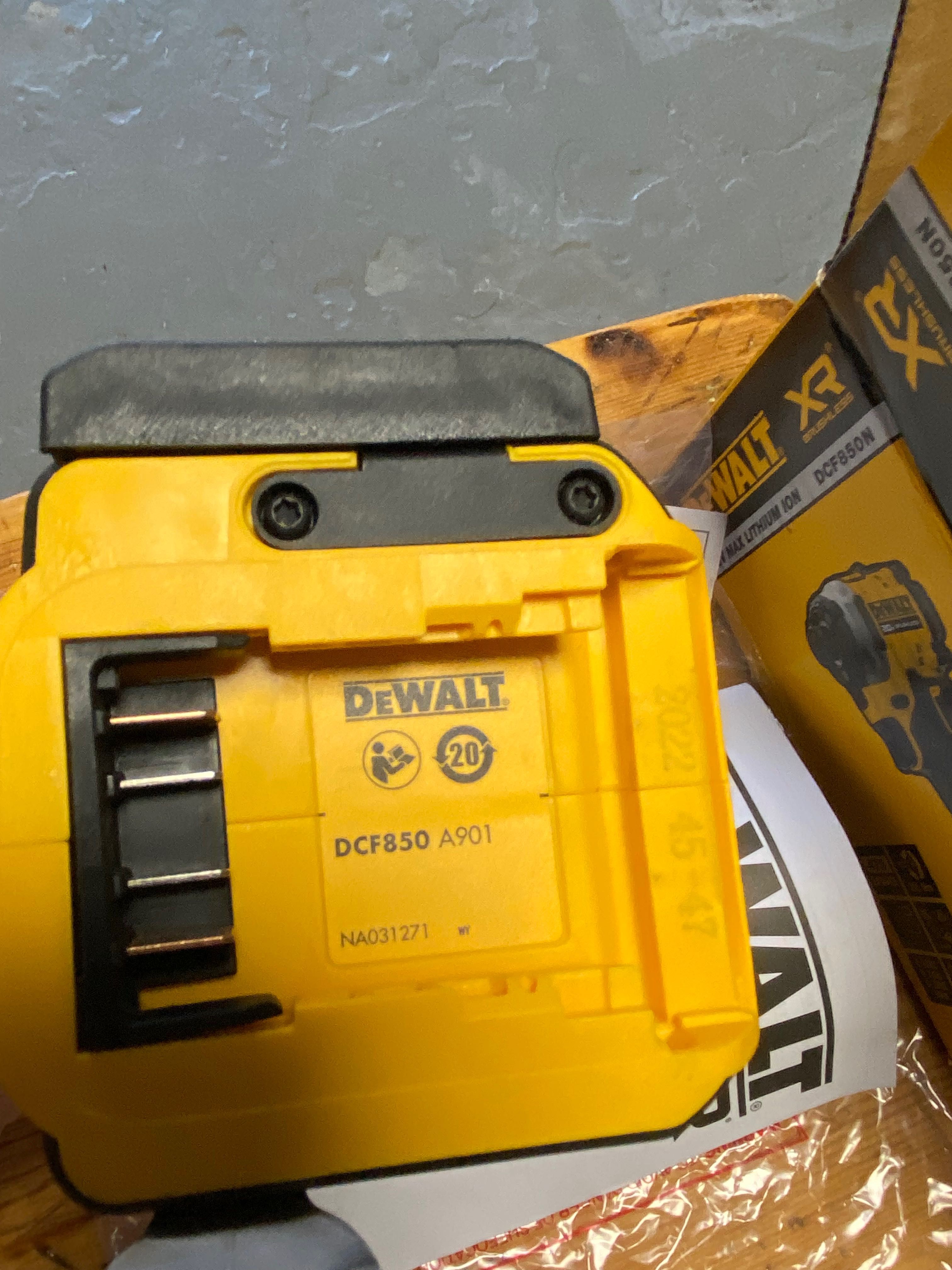 Dewalt dcf 850 20V impact