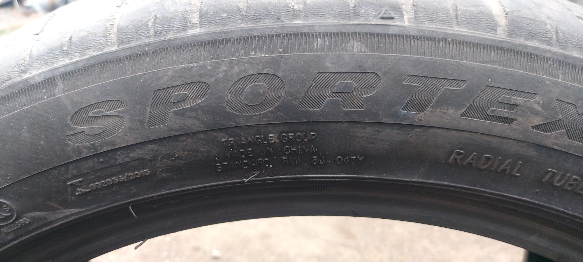 Продам два балона R18 245/45
