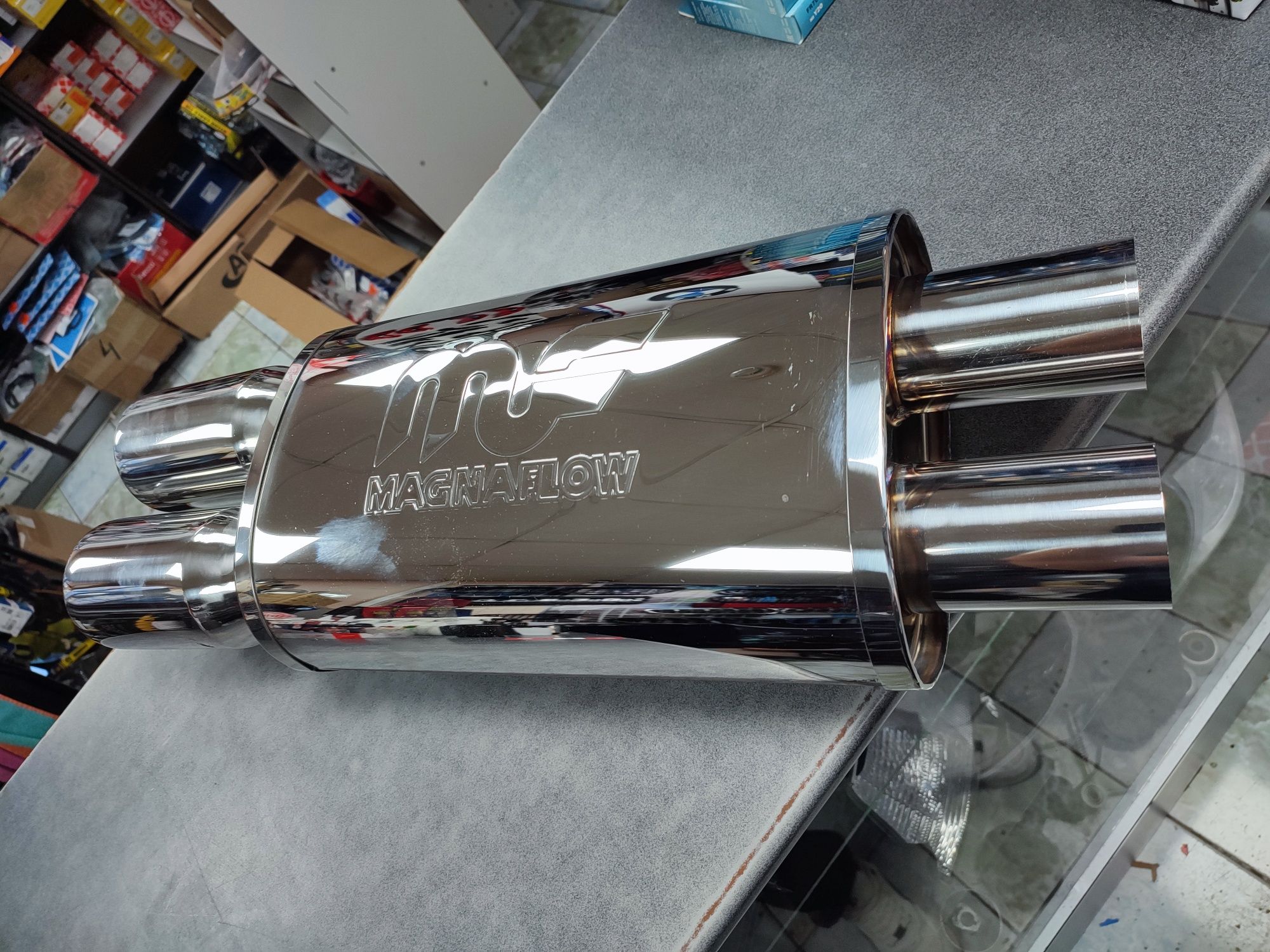 Глушитель банка MagnaFlow