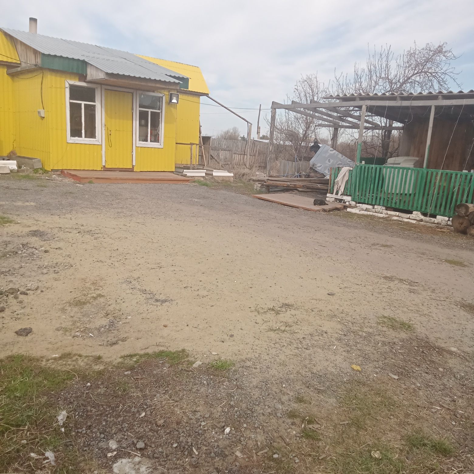 Срочно продаю жилую дачу