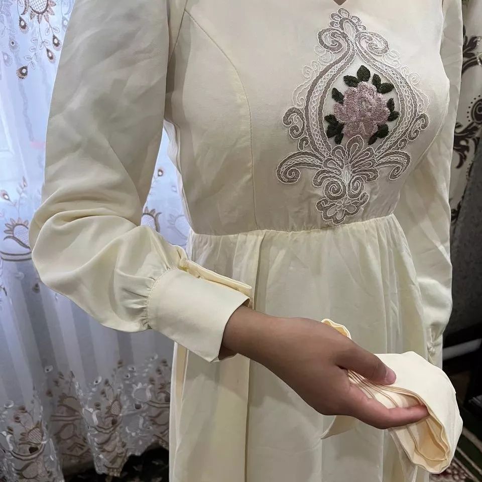 Платья для сырга салу