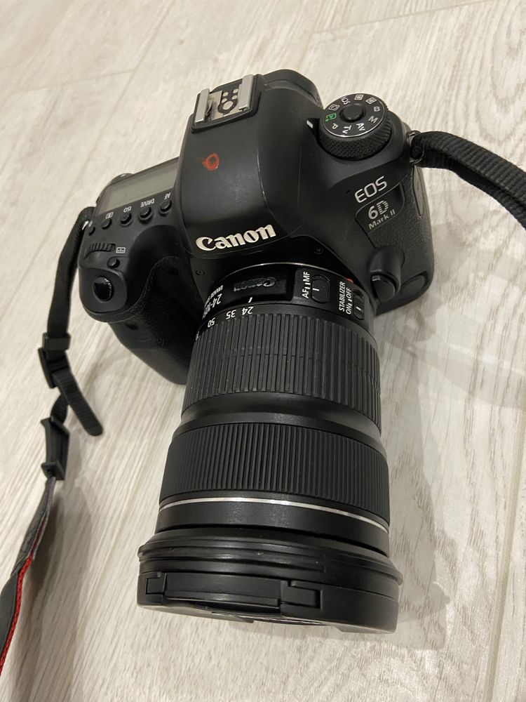 Продается Фотоаппарат Canon 6d mark ii  и обьектив (набор)